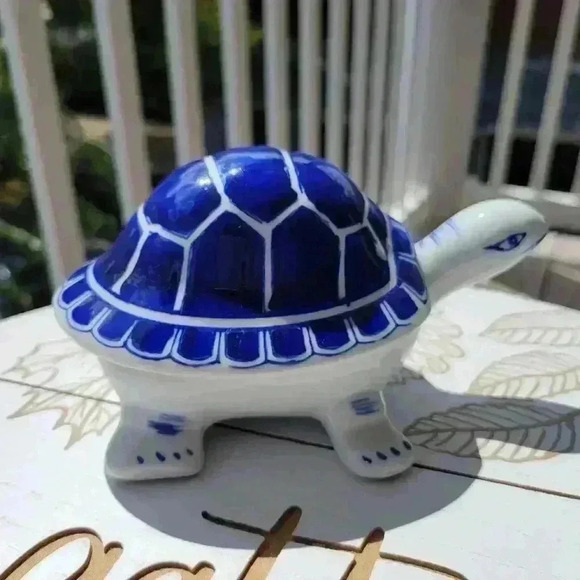 Handmade China Blue Fine Porcelain Exclusively For Seymour Mann - Picture 5 of 8